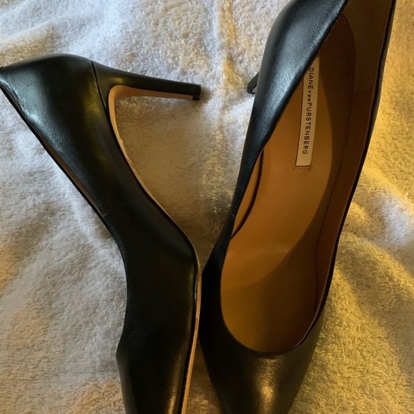 Designer pumps 👠👠👠 - Picture 2 of 4